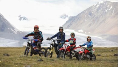 Photo of ​Алтай таван богд руу Мотоциклтэй аялал хийсэн Мото спортчин гэр бүлтэй танилцаарай