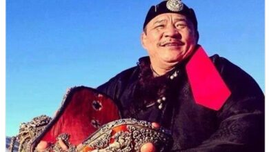 Photo of “Том” П.СҮХБАТ агсны гэргий Д.САРАНГЭРЭЛ: Хань минь унасан ч давсан ч инээдэг зангаараа монголчуудын хайрыг татаж, баясгадаг байлаа